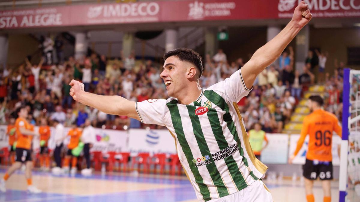 Carlos Gómez celebra un gol del Córdoba Futsal Patrimonio de la Humanidad en un encuentro de la presente temporada.