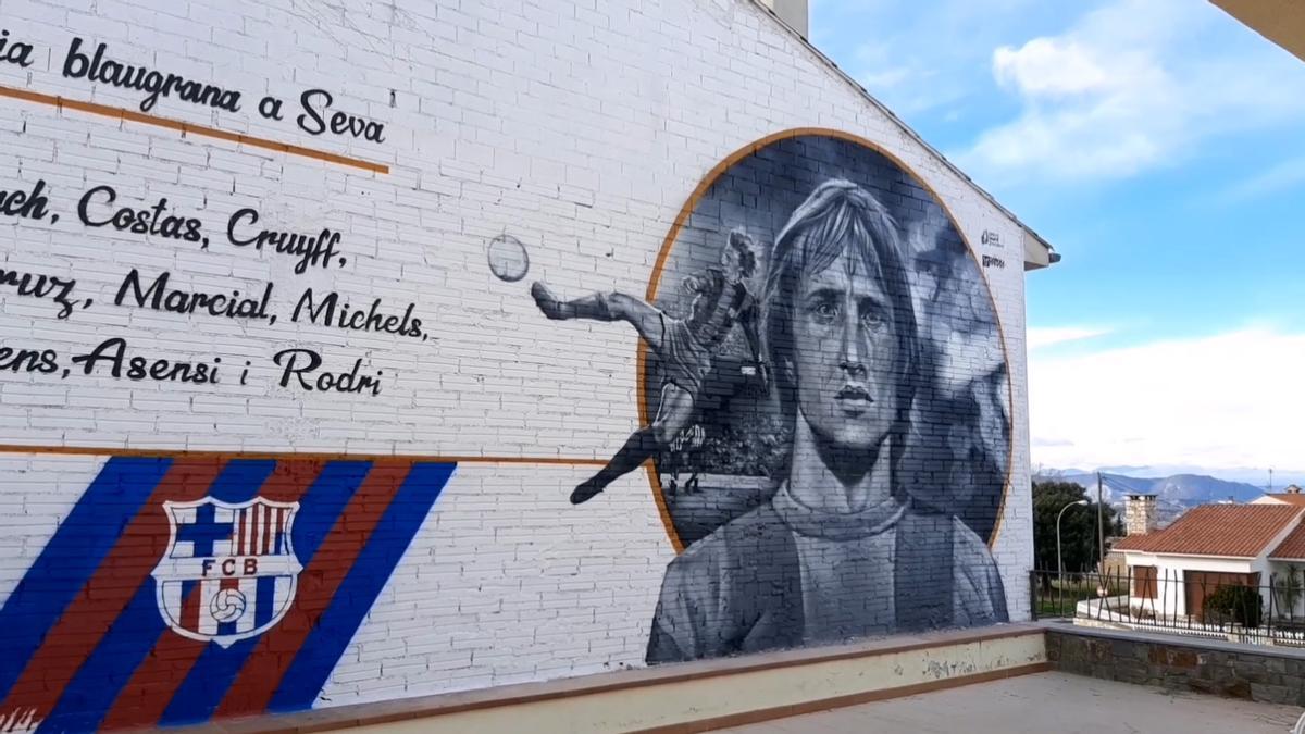 Así es el mural de Johan Cruyff que han realizado en Seva