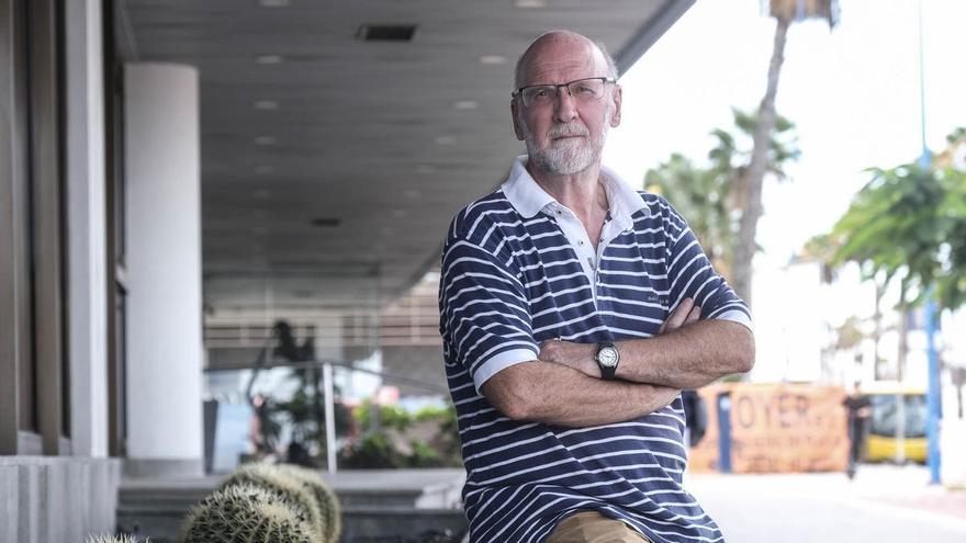 Jesús Calleja, doctor en Historia Moderna: "Los yacimientos arqueológicos de Telde están abandonados y llenos de porquería"