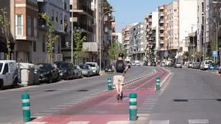 La ordenanza de patinetes de Elche también sanciona al peatón: estas son las multas