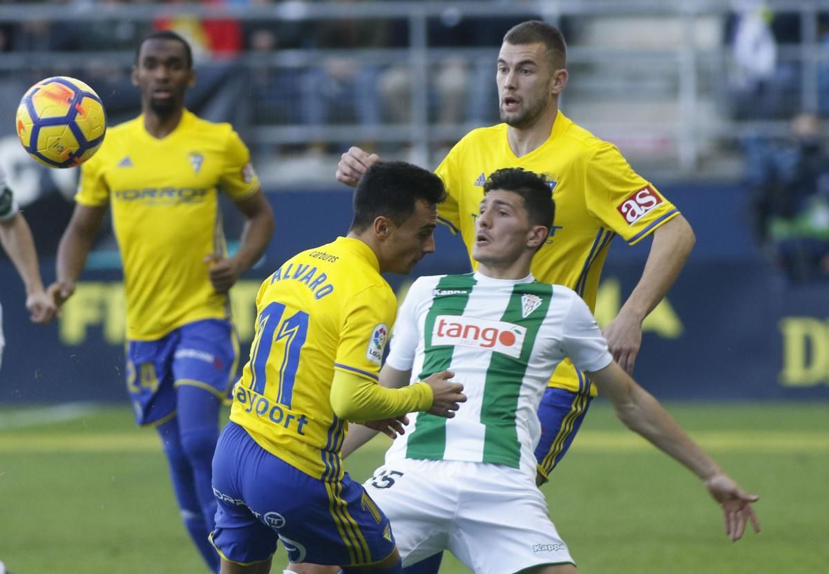 El  Cadiz-Córdoba CF en imágenes