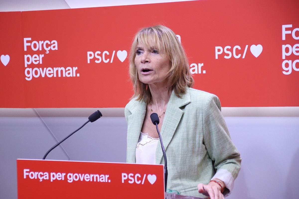 La portavoz del PSC, Lluïsa Moret, en rueda de prensa