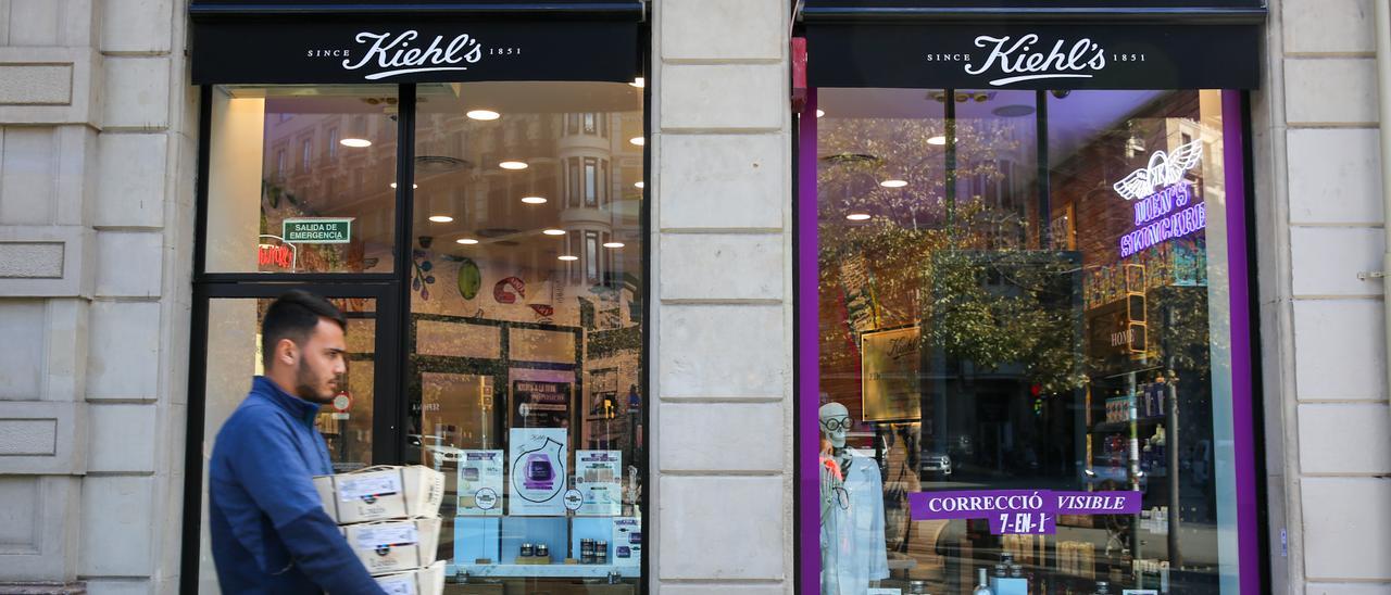 Una de las dos tiendas independientes Kiehl's que quedarán en Barcelona, esta situada en Rambla Catalunya
