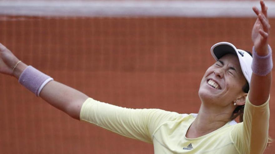 Garbiñe Muguruza celebra su pase a la semifinal.