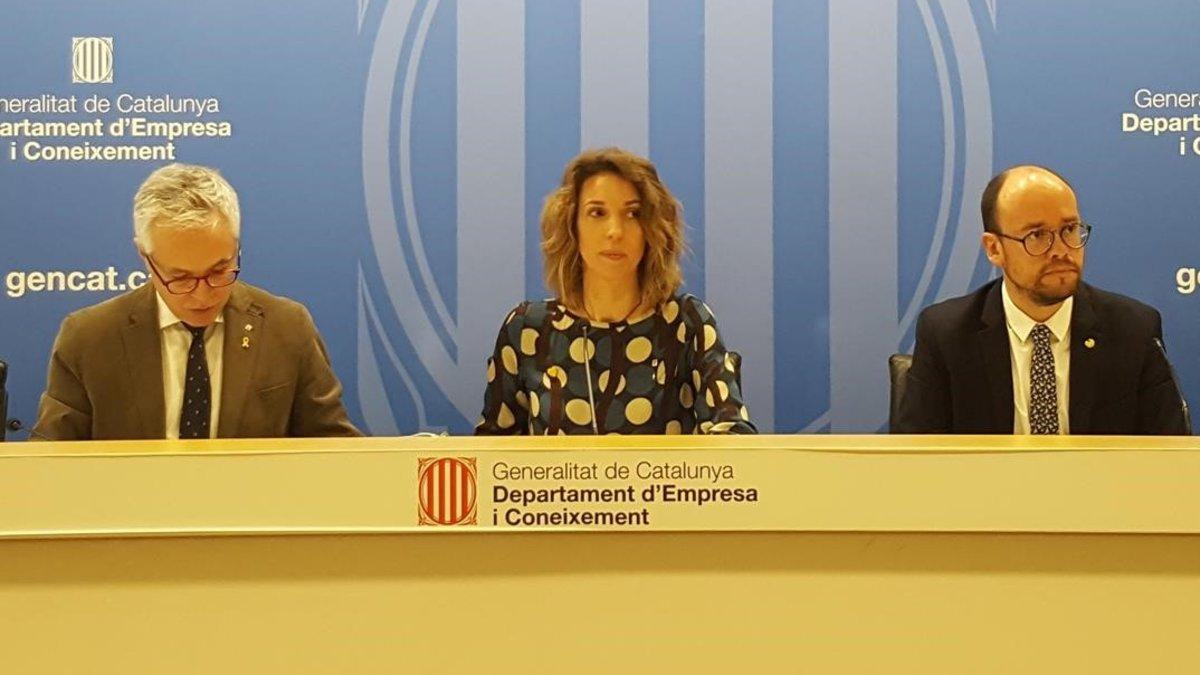 Octavi Bono, Àngels Chacon y David Font, en rueda de prensa