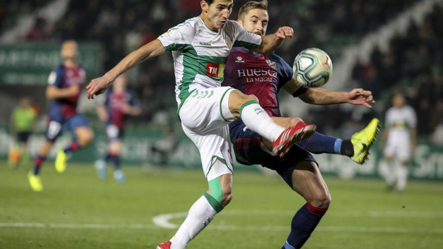 El goleador del Elche Pere Milla, el pasado sábado ante el Huesca.