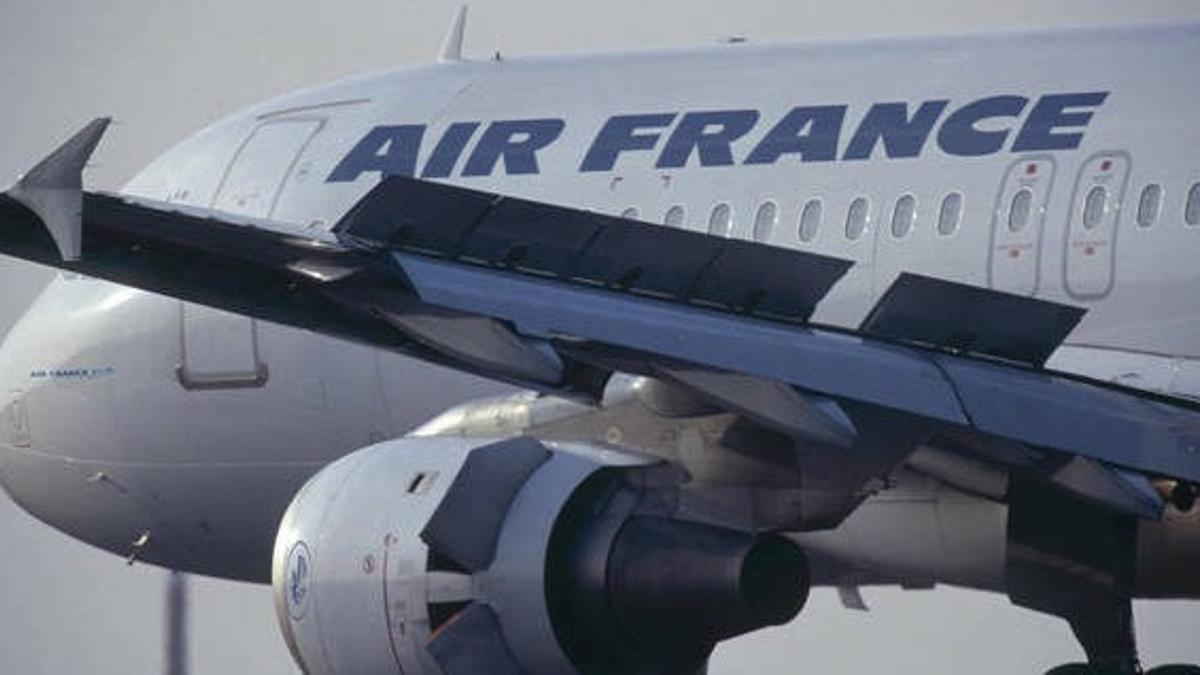 Air France inaugura una ruta diaria entre Asturias y París
