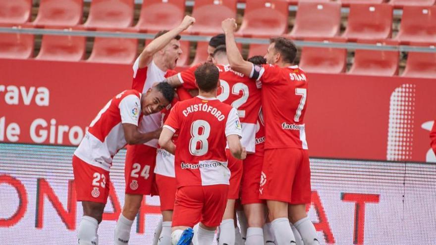 Els jugadors del Girona celebren el gol contra el Tenerife.