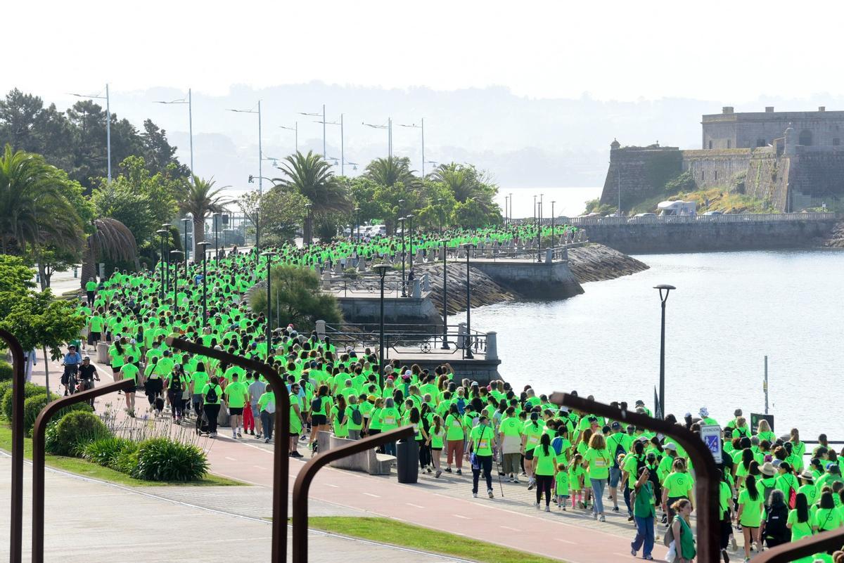 Marea verde contra el cáncer con más de 3.000 personas