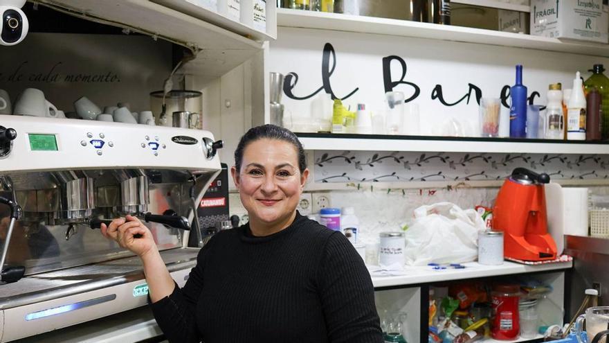 Clara Baena, hostelera: "Me dolió mucho escuchar ‘es el bar de la colombiana, no vamos’"