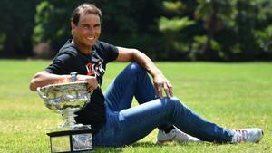 Rafa Nadal va deixar anar les crosses per abraçar el seu 21è Grand Slam