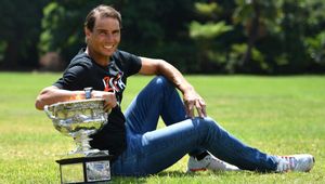 Rafa Nadal va deixar anar les crosses per abraçar el seu 21è Grand Slam