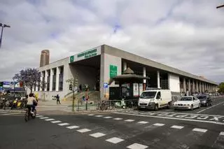 Muere una motorista tras chocar contra la mediana en la calle Torneo a la altura de Plaza de Armas