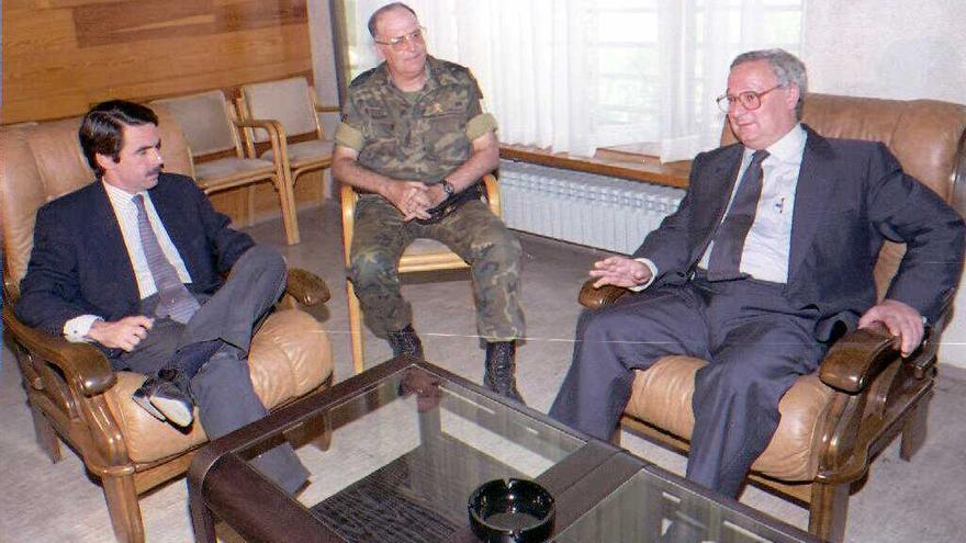 Cuando Pérez Casado 'ganó' las elecciones de la paz en Bosnia