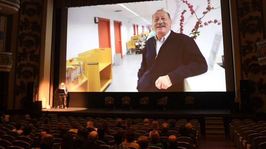 Homenaje a Fábregas y el doctor Pedreira