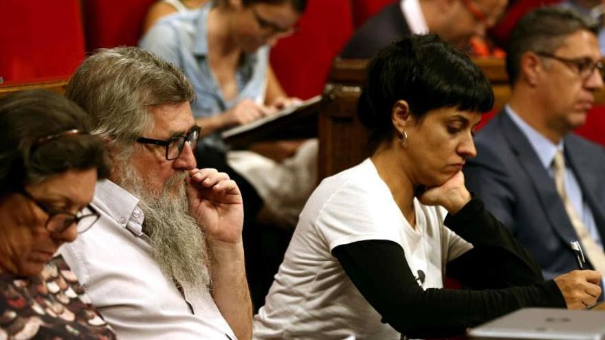 Les reaccions dels diferents partits polítics al discurs de Puigdemont