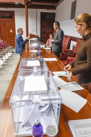 31-01-20 GENTE Y CULTURA. COLEGIO DE ABOGADOS. LAS PALMAS DE GRAN CANARIA. Votaciones para el cambio de nombre en el Colegio de Abogados.     Fotos: Juan Castro.  | 31/01/2020 | Fotógrafo: Juan Carlos Castro