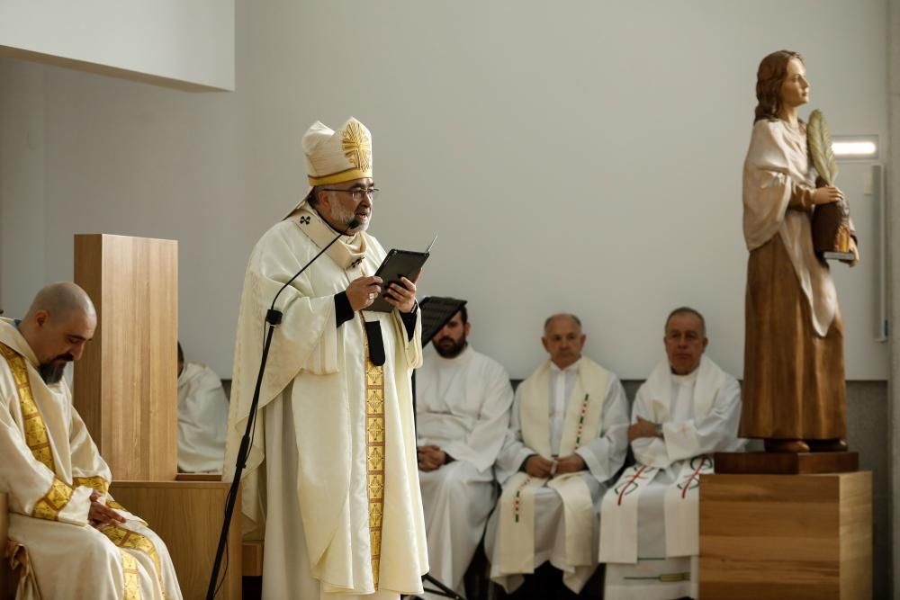 Inauguración de la nueva parroquia de Santa Olaya