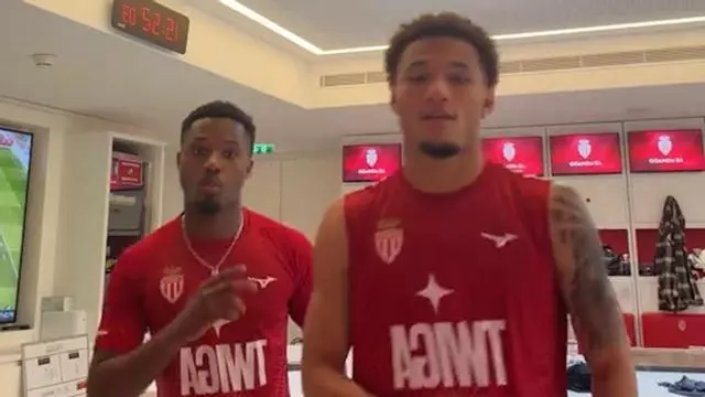 ¡Ansu Fati saca los pasos prohibidos con su compañero de equipo Paris Brunner!