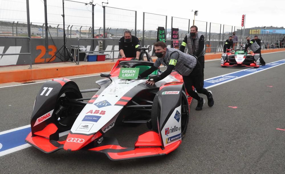 Boxes de la Formula E en Cheste