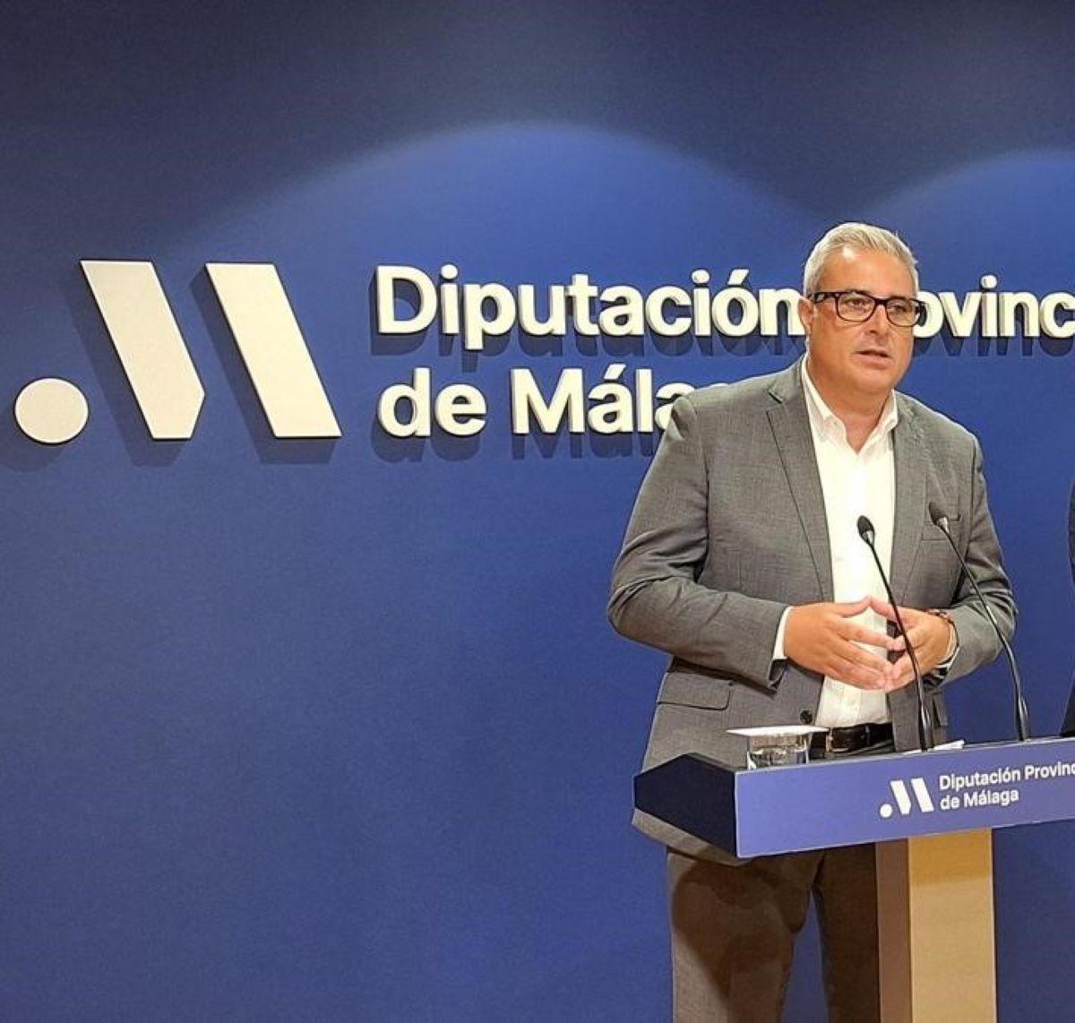 El socialista Antonio Navarro, durante una comparecencia en la Diputación de Málaga.