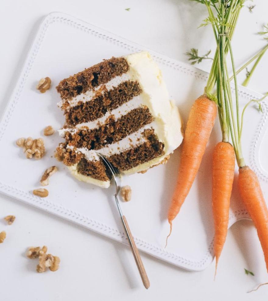 La tarta de zanahoria más saludable: sin harina, sin azúcar y baja en calorías