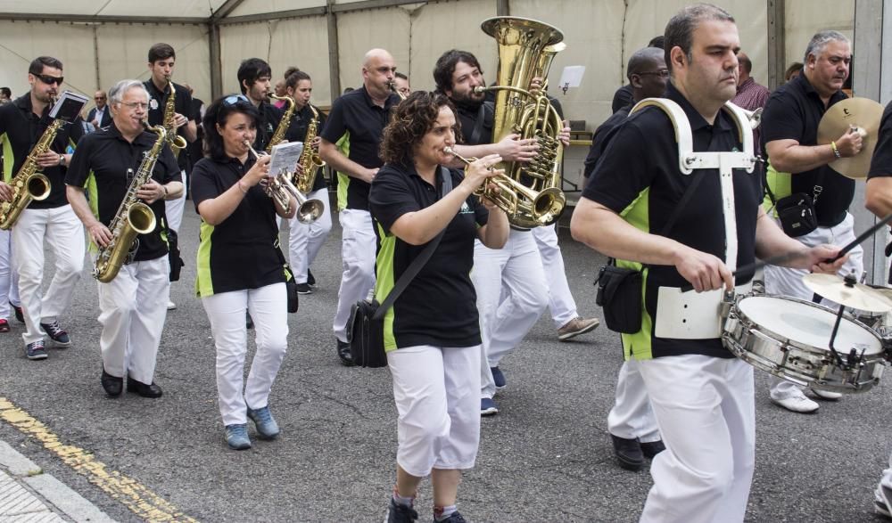 Espicha y charanga en las fiestas de Santa Filomena en Santullano