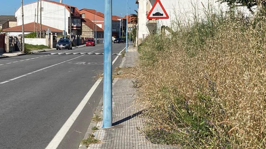 Aspecto que presenta la Carretera do Conde.