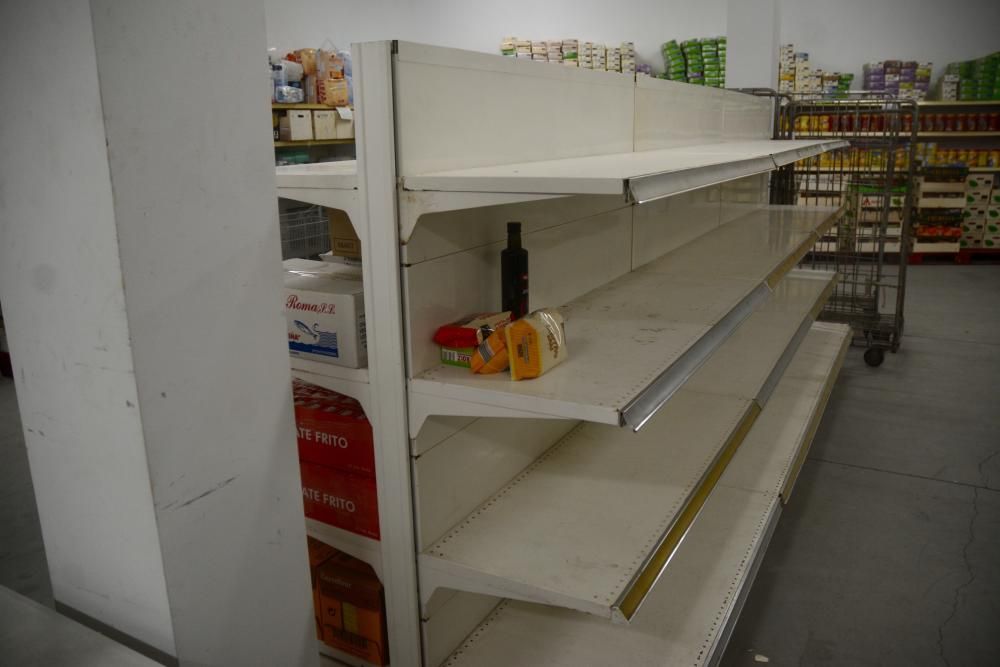 Emergencia en el Banco de Alimentos de Pontevedra: estanterías vacías