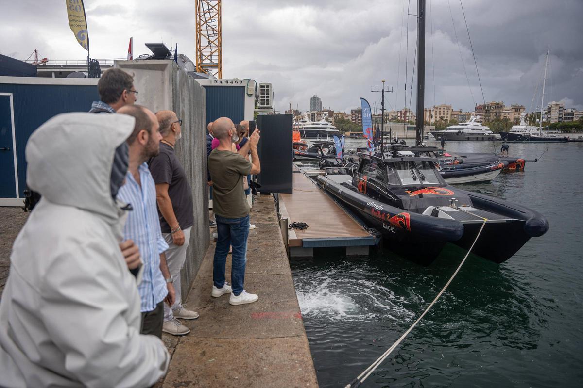 Dock out del Alenghi Red Bull en la Copa América animados por sus fans