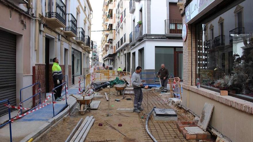 El Ayuntamiento de Montilla cierra al paso de peatones la calle El Santo