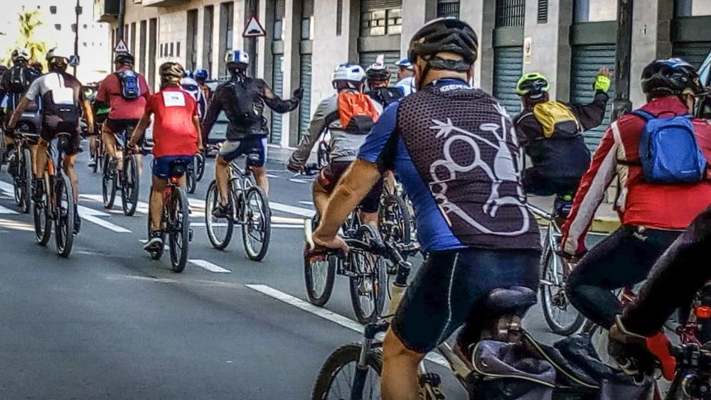 Marcha ciclista por la vía verde Alcoy-Gandia