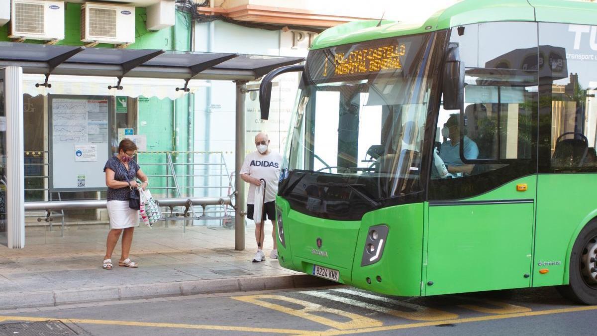 Viajar en bus será más caro en Castelló a partir del lunes