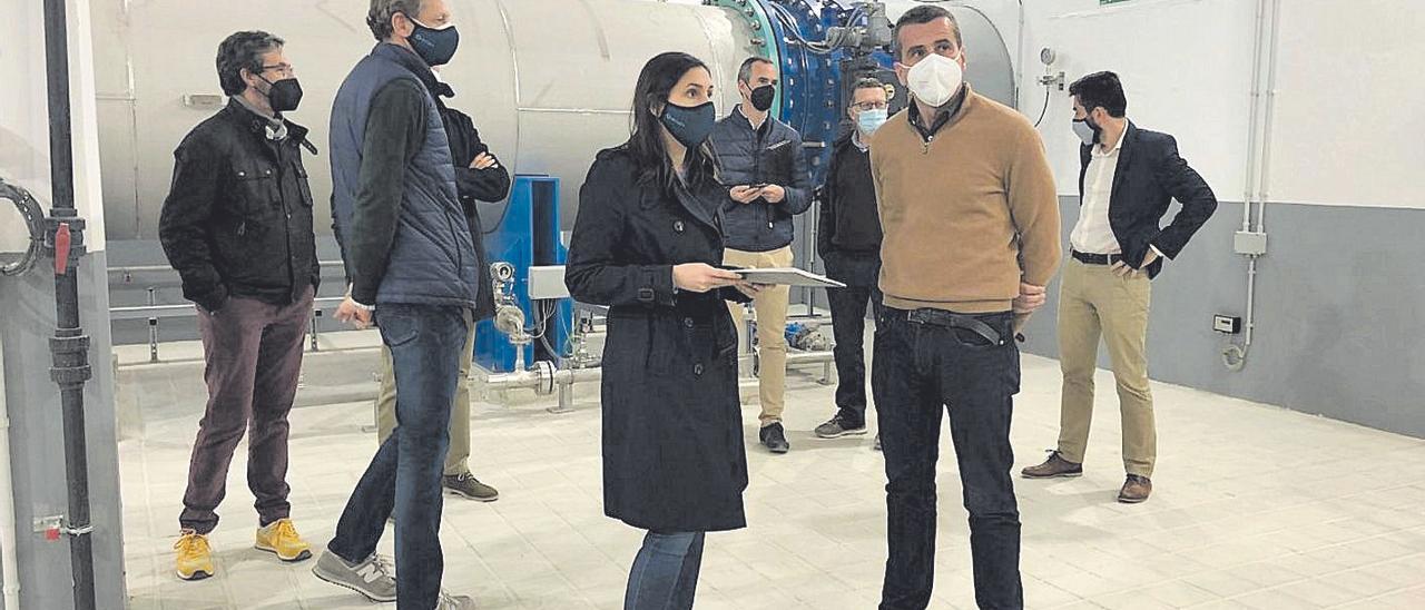 Un sistema elimina el sabor y olor del agua de la planta de Picassent