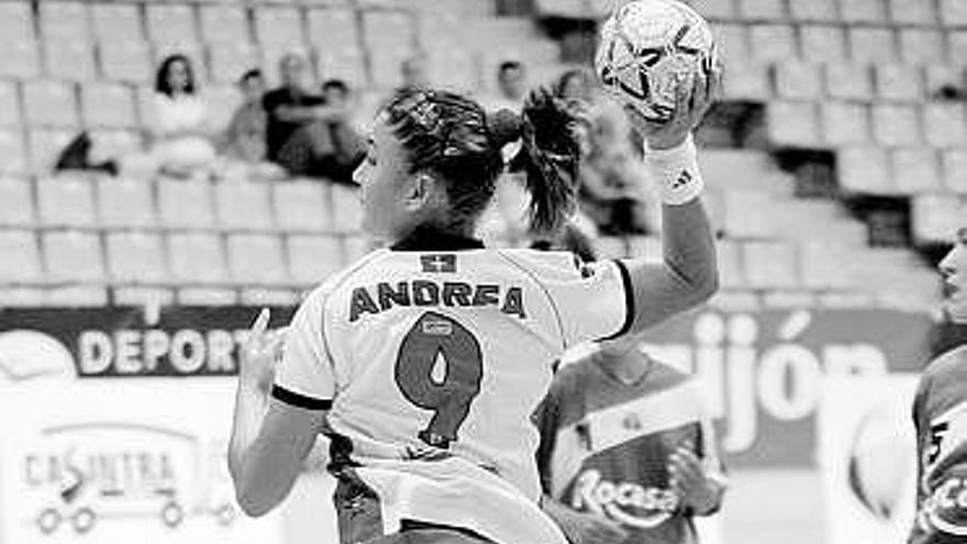 Andrea, en un partido ante el Ro´Casa.