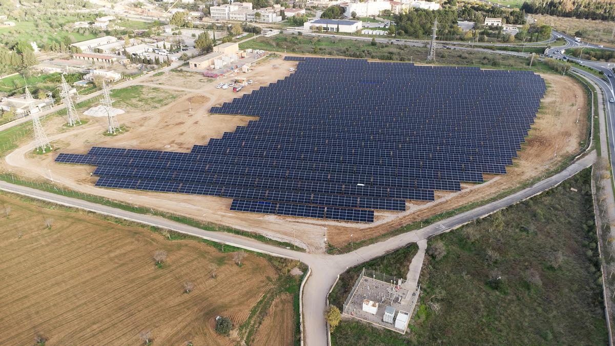 Parque fotovoltaico con almacenamiento energético de Son Magraner.