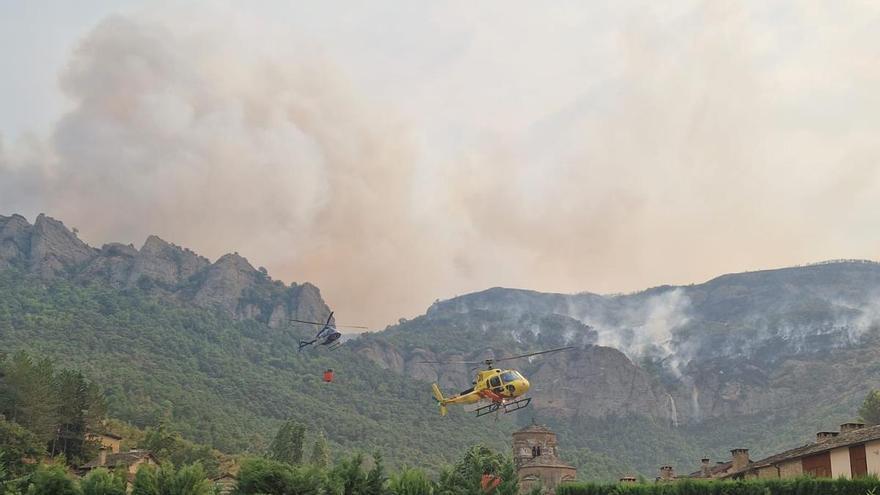 Vídeo | Operativa en Binacua con quema controlada por parte de la UME