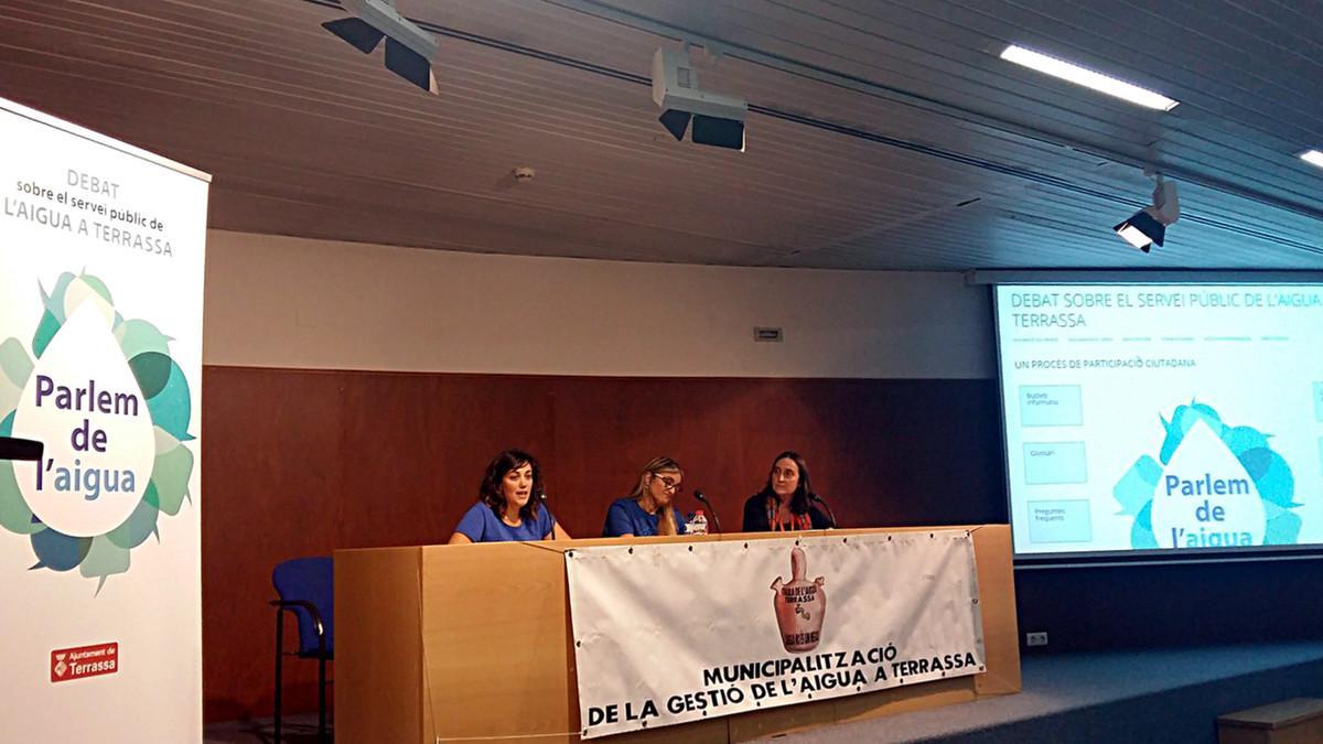 Jornada sobre modelos de participación ciudadana en relación al servicio público del agua celebrada en Terrassa.