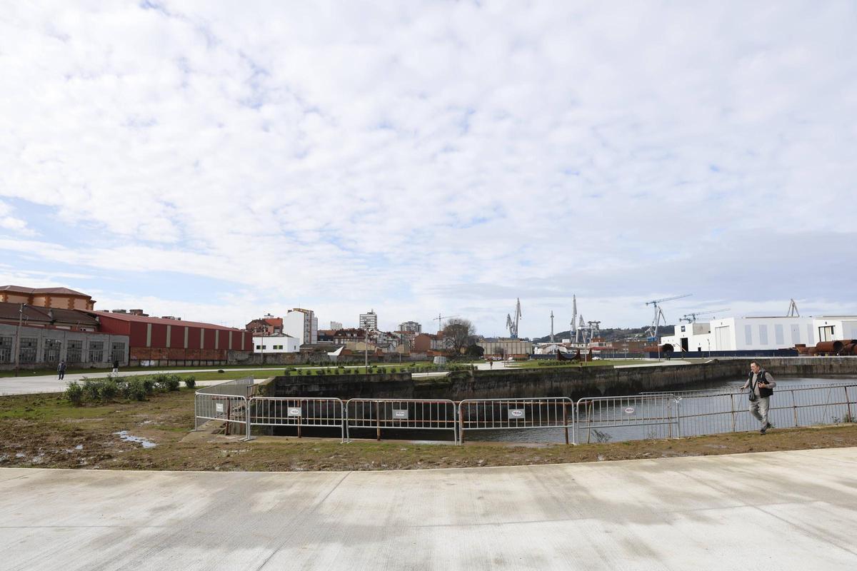 El paseo de Naval cumple un mes abierto a la ciudadanía (en imágenes)