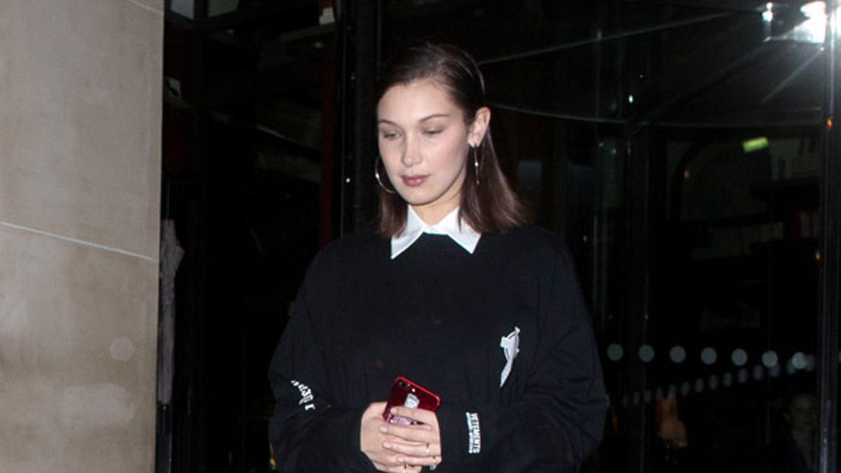 El extravagante look de Bella Hadid