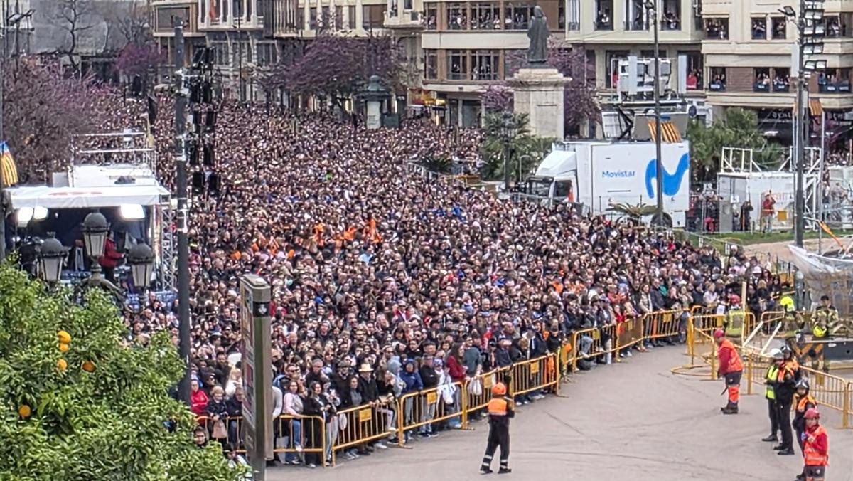 El palco del 8 de marzo: El día de ellas