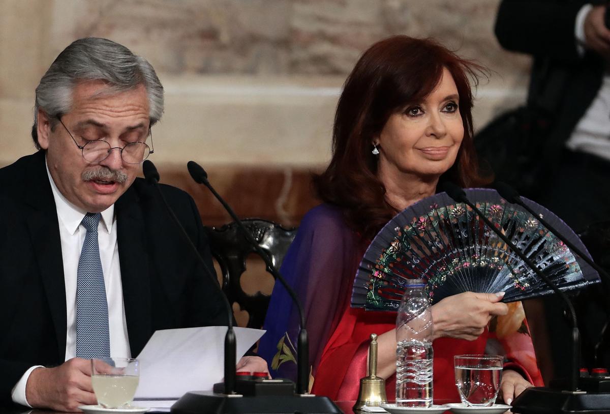 L’Argentina: el peronisme esbomba la seva crisi com un serial