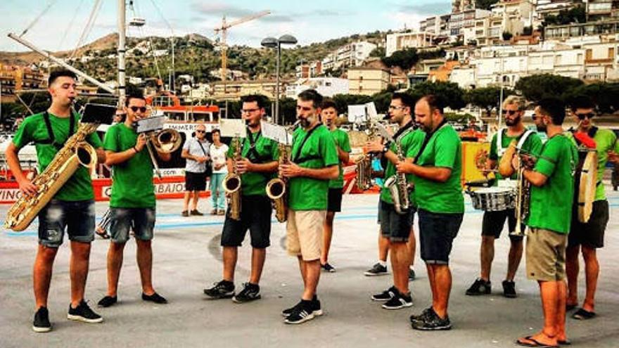 Els Xaranga Bufa Tramuntana tocarà música en directe.