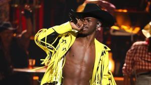 El rapero veinteañero Lil Nas X triunfa, junto a Billy Ray Cyrus, con ‘Old town road’.