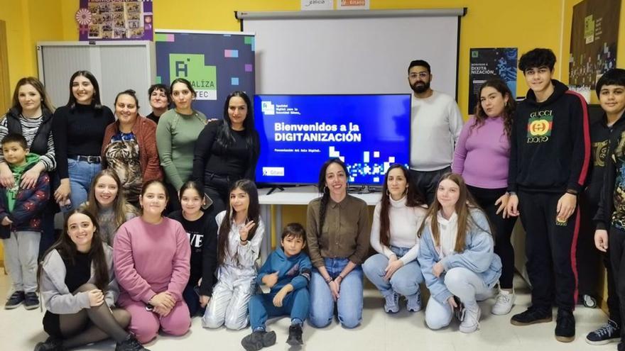 Los participantes en
la presentación.   | // F.CASANOVA