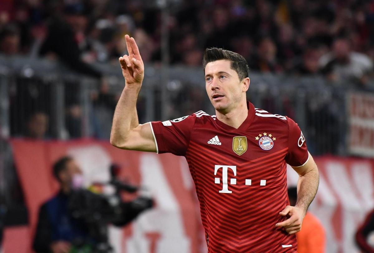 Robert Lewandowski celebra un gol con el Bayern esta partido. 