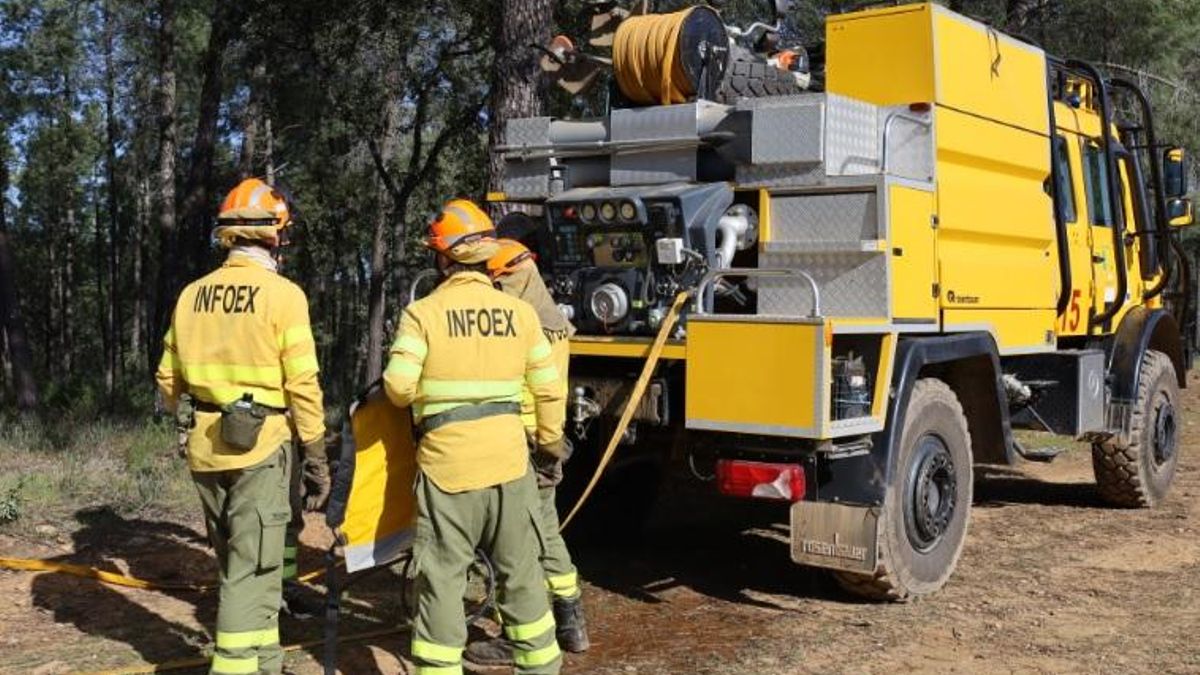 Efectivos del plan de extincion de incendios de Extremadura.