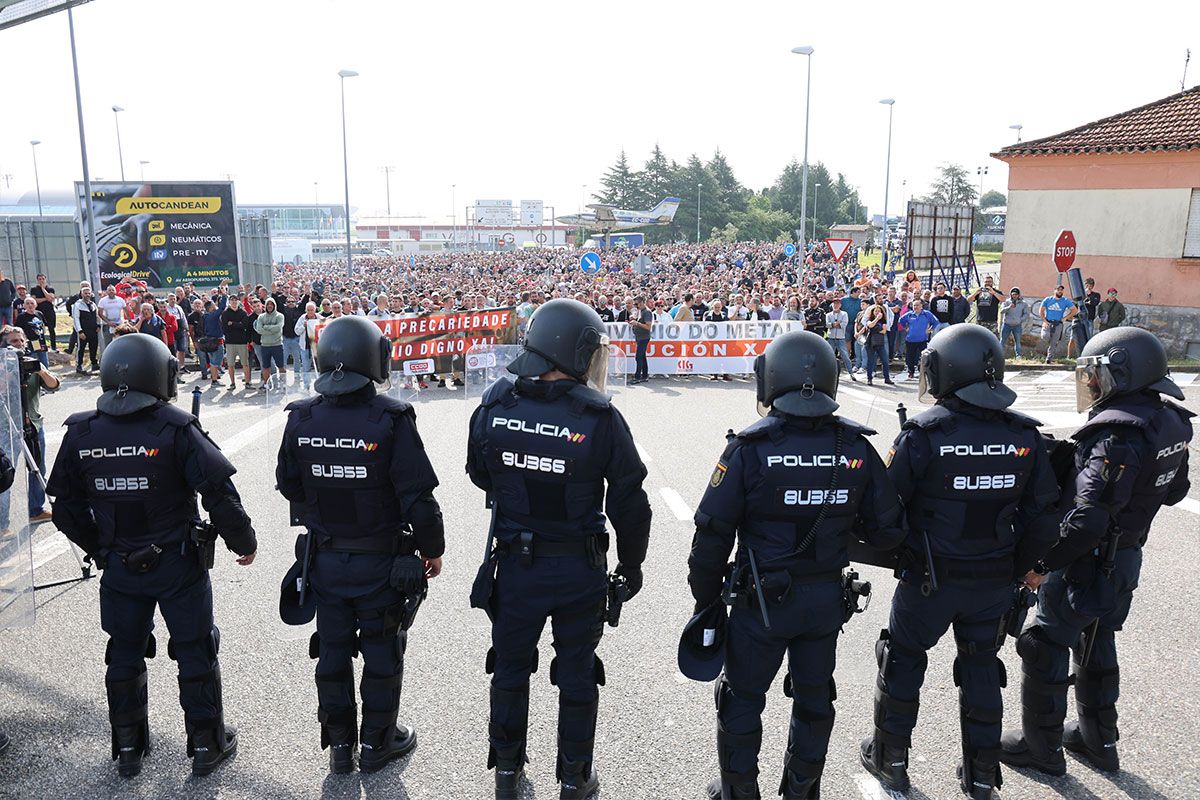 La protesta del metal altera la feria de Mindtech y el aeropuerto