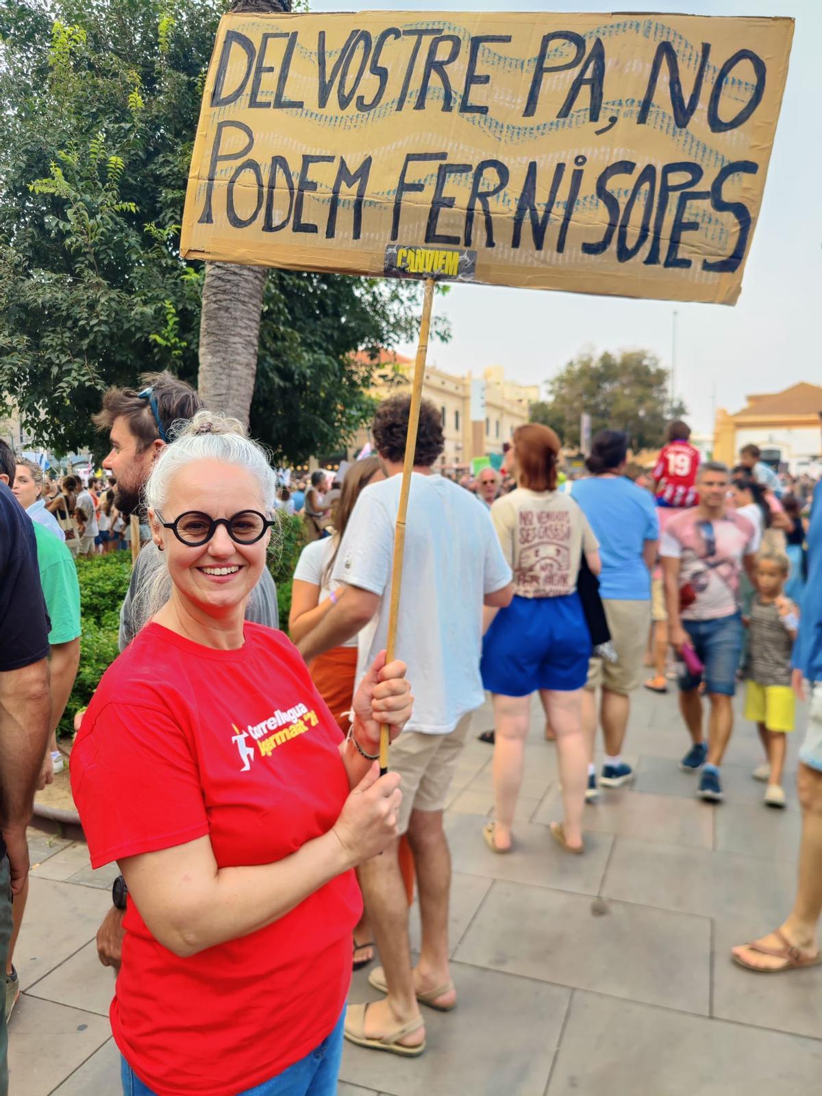 Diese Frau sorgt sich, dass ihre Tochter einmal keine Wohnung finden wird.