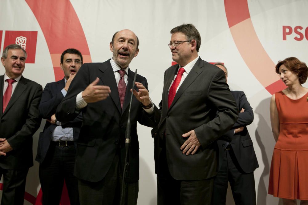 En octubre de 2013 participó en una cumbre en defensa del Corredor Mediterráneo junto a las direcciones socialistas de la Comunitat Valenciana, Murcia, Cataluña, Baleares y Andalucía en Alicante